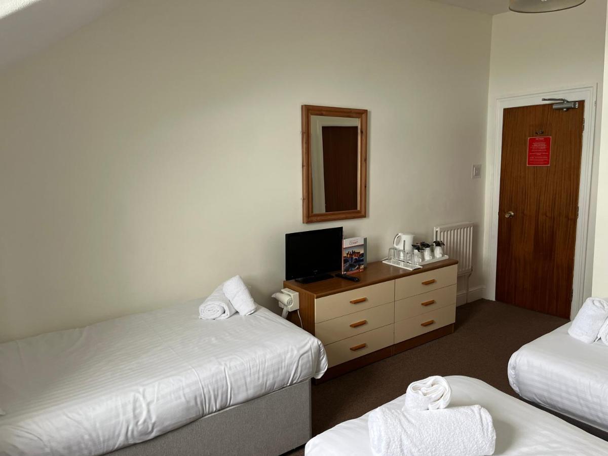 The Oasis Hotel Llandudno Exterior photo